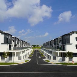 Luxus Hills-Contemporary Collection Luxus Hills-Contemporary Collection